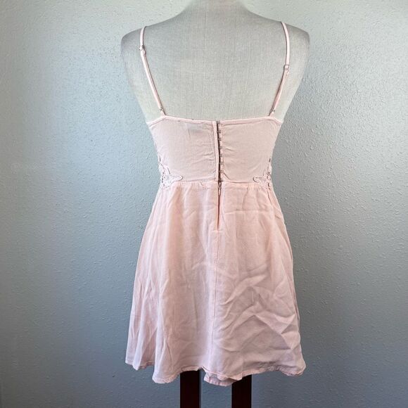 Forever 21 Pink Spaghetti Strap Tank Top Size M EUC - Picture 5 of 9